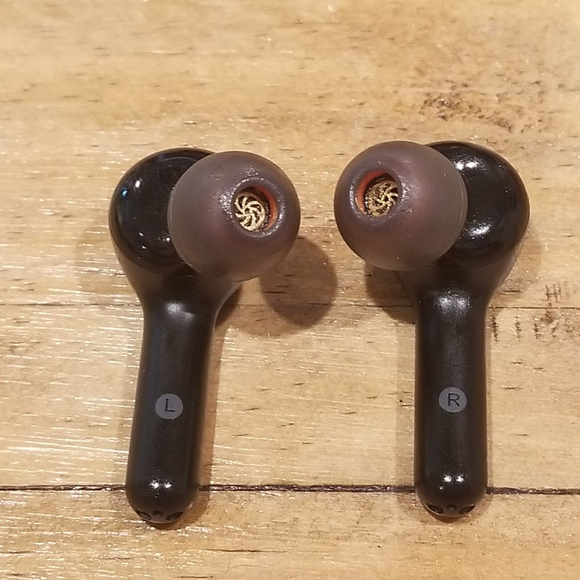 Soundcore Liberty Air 2 TWS Earbuds aptX IPX5 Mic Wireless Charge 28H - Picture 5 of 7